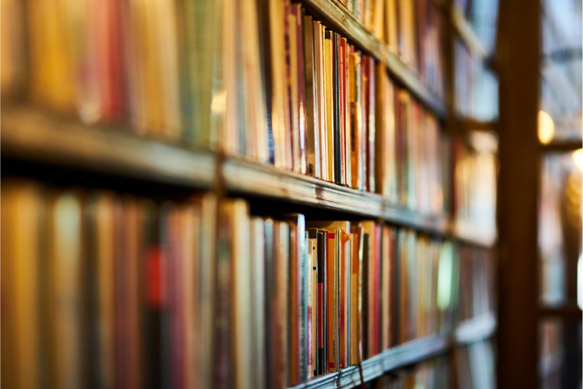 How Many Outlander Books Are There?